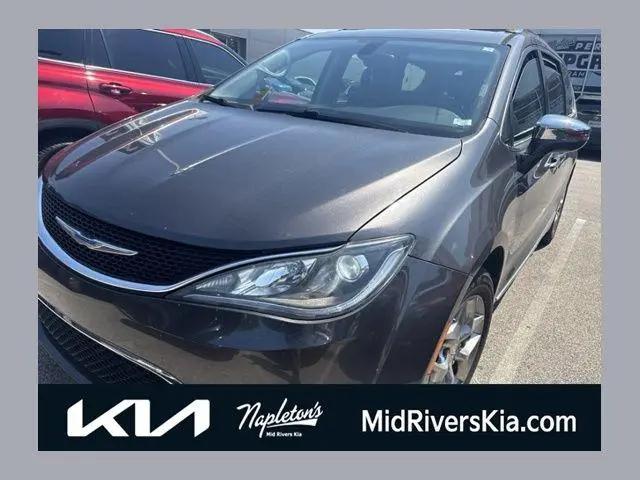 2018 Chrysler Pacifica Limited for sale in Saint Peters, MO