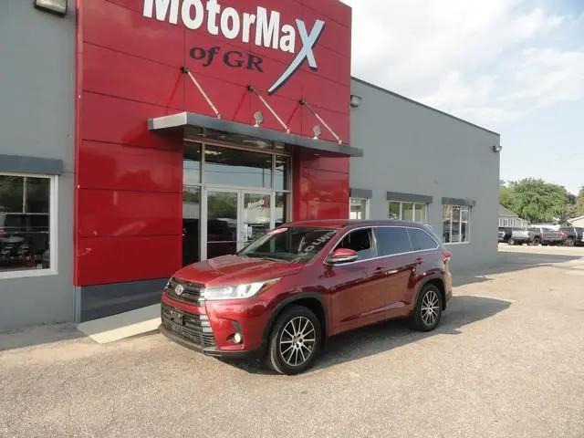 2017 Toyota Highlander XLE for sale in Grandville, MI