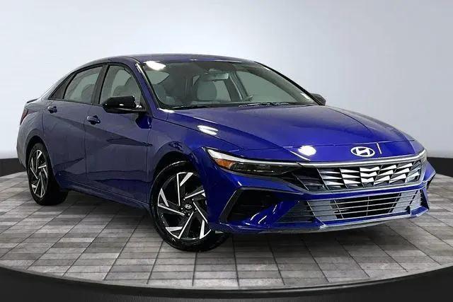 2025 Hyundai Elantra SEL Sport for sale in Roanoke, IN