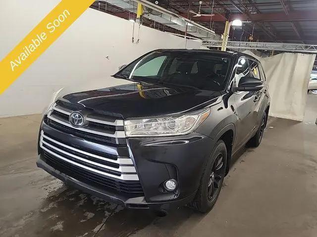 2019 Toyota Highlander LE for sale in Michigan Center, MI