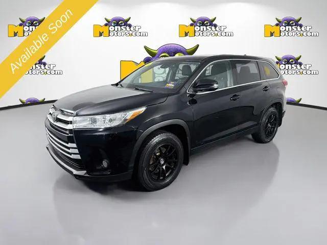 2019 Toyota Highlander LE for sale in Michigan Center, MI