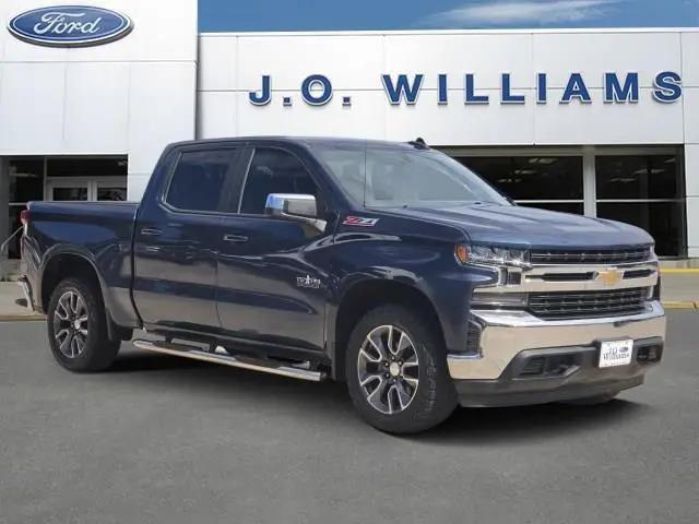 2021 Chevrolet Silverado 1500 4WD Crew Cab Short Bed LT for sale in Gladewater, TX