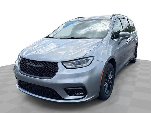 2021 Chrysler Pacifica Touring L for sale near Columbus, OH