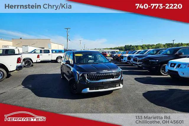 2025 Kia Carnival MPV LXS for sale near Chillicothe, OH