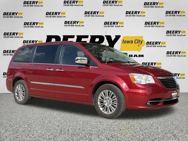 2014 Chrysler Town & Country Touring-L for sale in Iowa City, IA