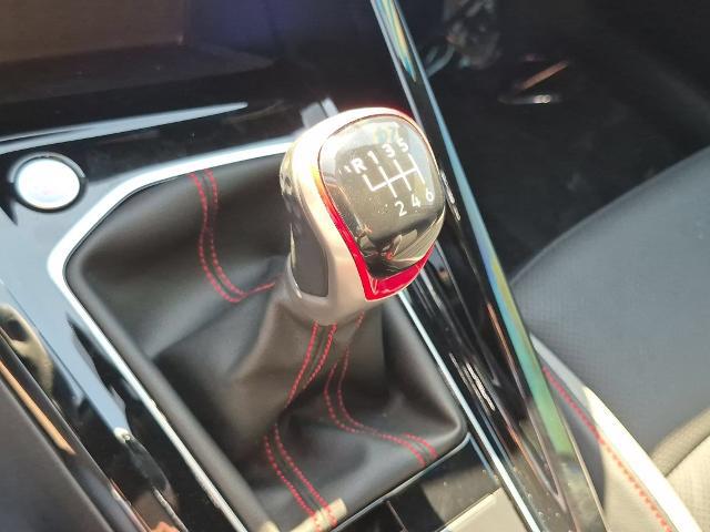 2024 Volkswagen Golf GTI 2.0T 380 SE