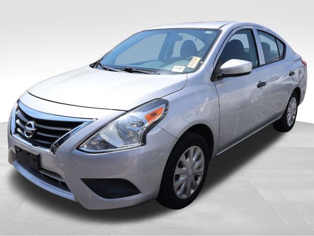 2019 Nissan Versa 1.6 S+