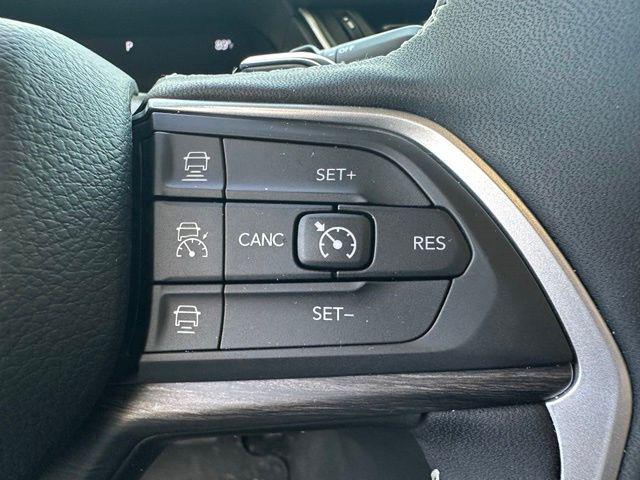 2025 Jeep Grand Cherokee Limited 4x2