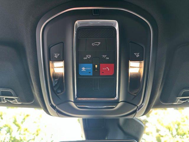 2025 Jeep Grand Cherokee Limited 4x2