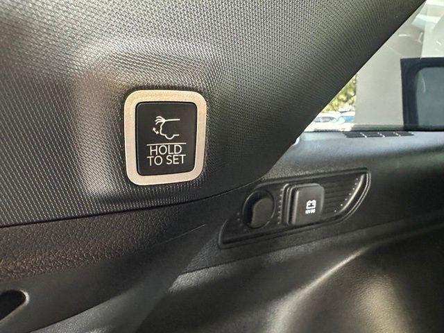 2025 Jeep Grand Cherokee Limited 4x2