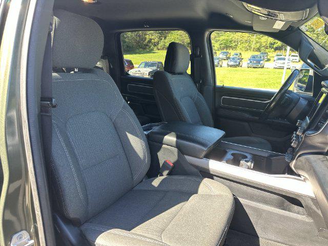 2020 Ram 1500 Big Horn Crew Cab 4x4 64 Box