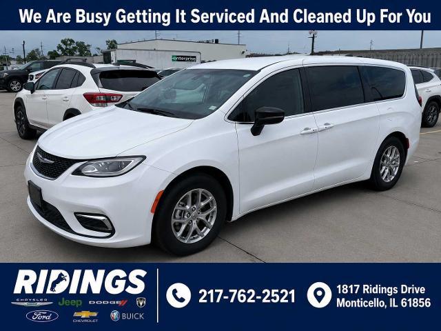 2026 Chrysler Pacifica Limited for sale in Monticello, IL