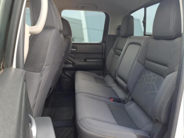 2025 Nissan Frontier Crew Cab SV 4x4