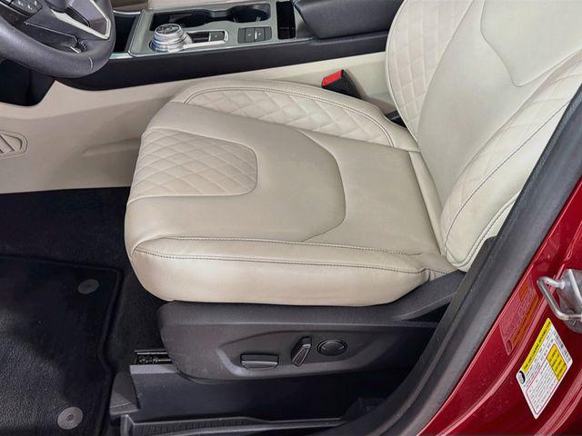 2023 Ford Edge Titanium