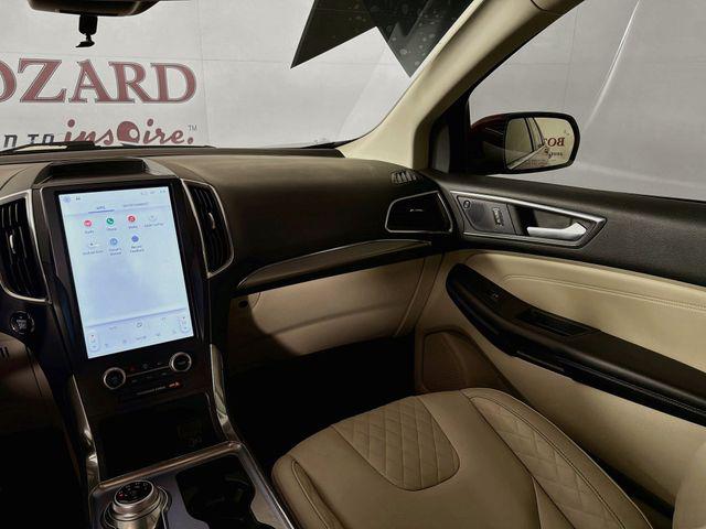 2023 Ford Edge Titanium