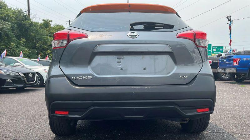 2019 Nissan Kicks SV