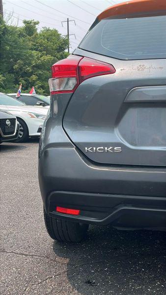 2019 Nissan Kicks SV