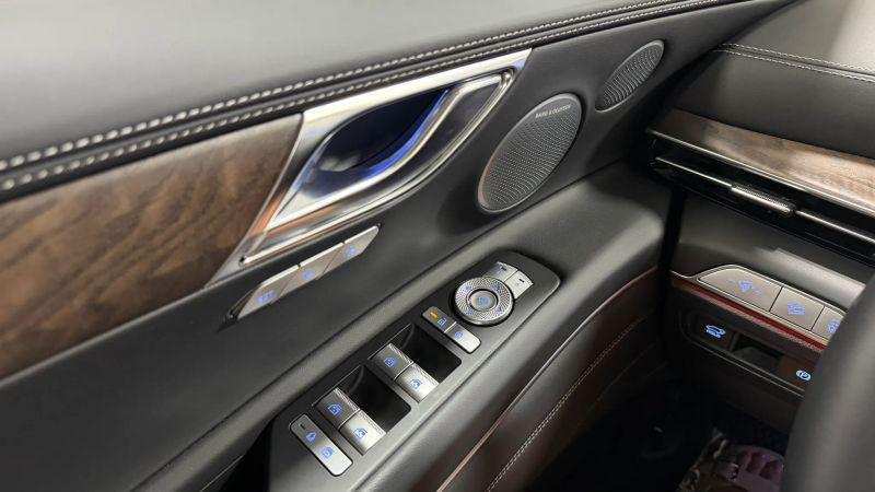 2025 Genesis GV80 2.5T Prestige AWD