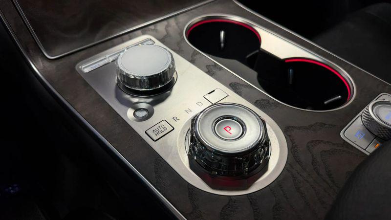 2025 Genesis GV80 2.5T Prestige AWD