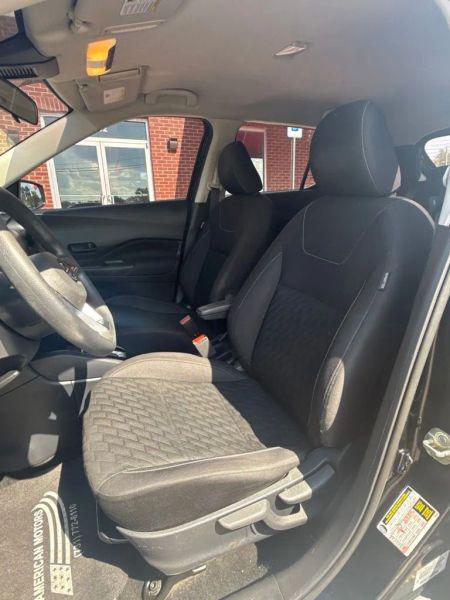 2021 Nissan Kicks S Xtronic CVT