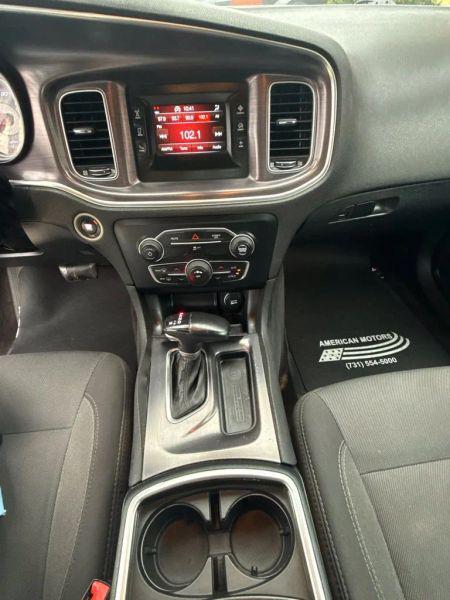 2017 Dodge Charger SE RWD