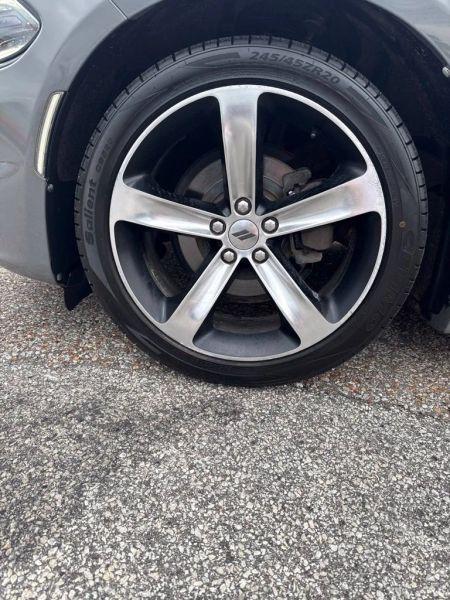 2017 Dodge Charger SE RWD