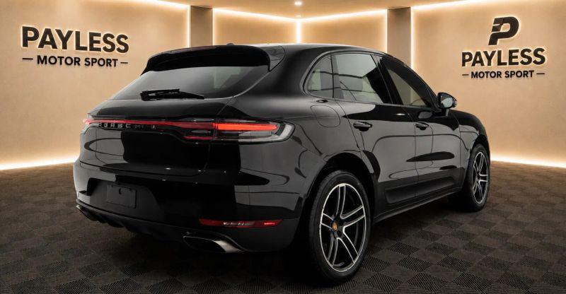 2021 Porsche Macan Base