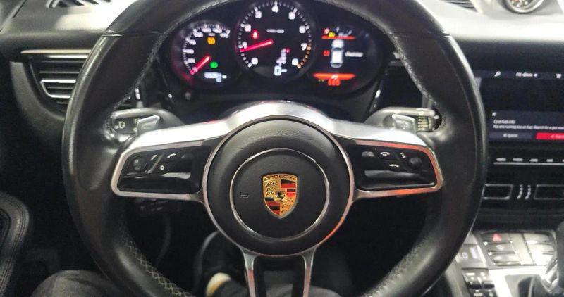2021 Porsche Macan Base