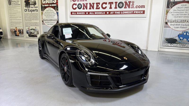 2018 Porsche 911 Carrera GTS