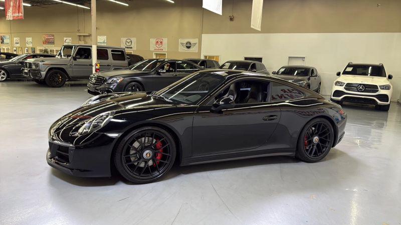 2018 Porsche 911 Carrera GTS