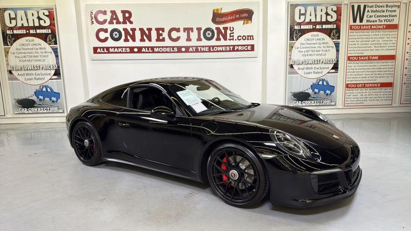 2018 Porsche 911 Carrera GTS