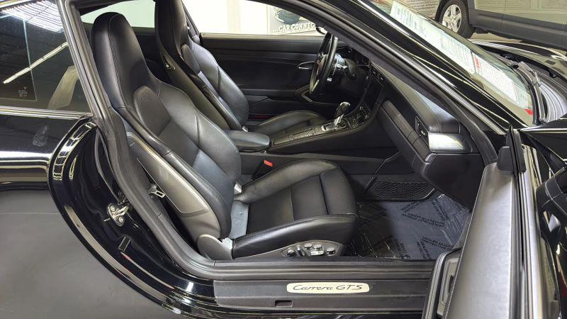 2018 Porsche 911 Carrera GTS