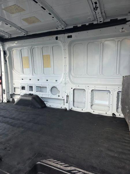2015 Ford Transit Medium Roof w/Sliding Side Door w/LWB