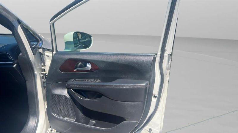 2020 Chrysler Pacifica 35th Anniversary Touring L Plus