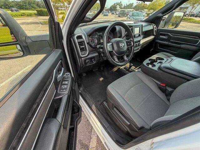 2024 Ram 3500 Tradesman/SLT/Laramie/Limited