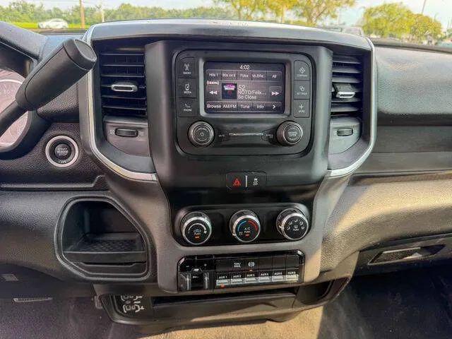 2024 Ram 3500 Tradesman/SLT/Laramie/Limited