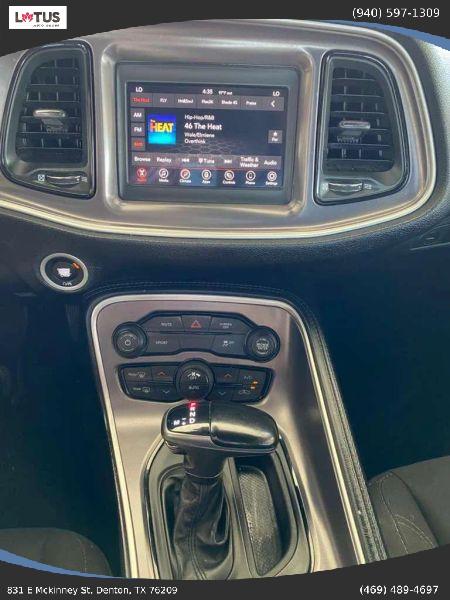 2021 Dodge Challenger SXT