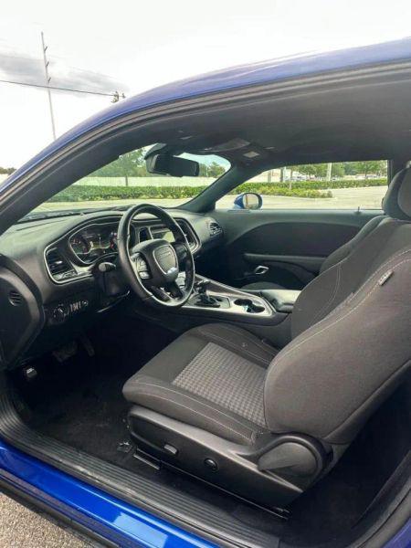 2022 Dodge Challenger SXT