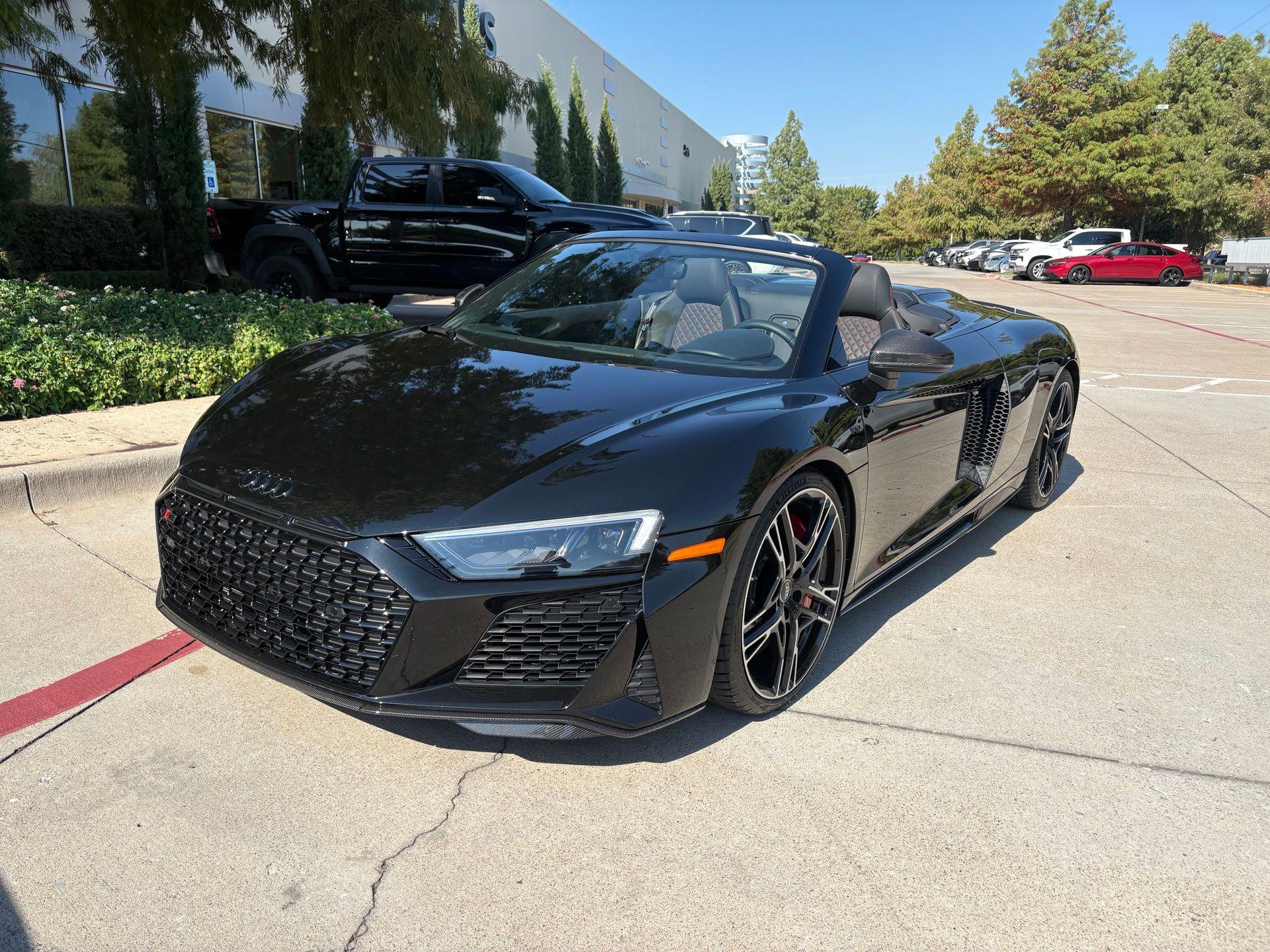/2022 Audi R8-Spyder