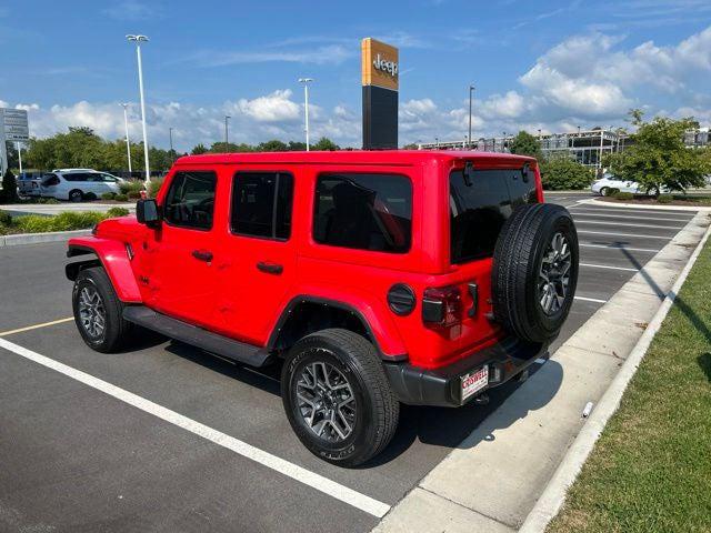2021 Jeep Wrangler Unlimited Sahara Altitude 4x4