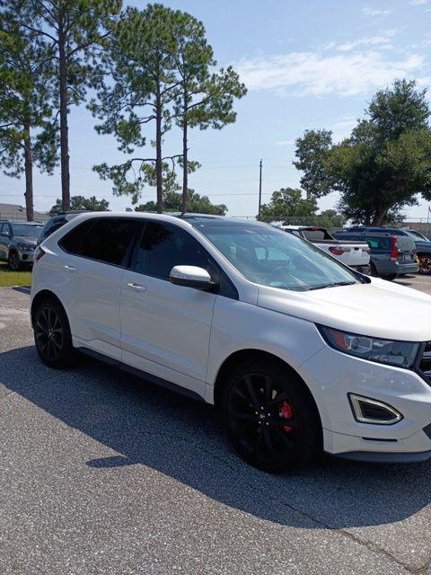 2015 Ford Edge