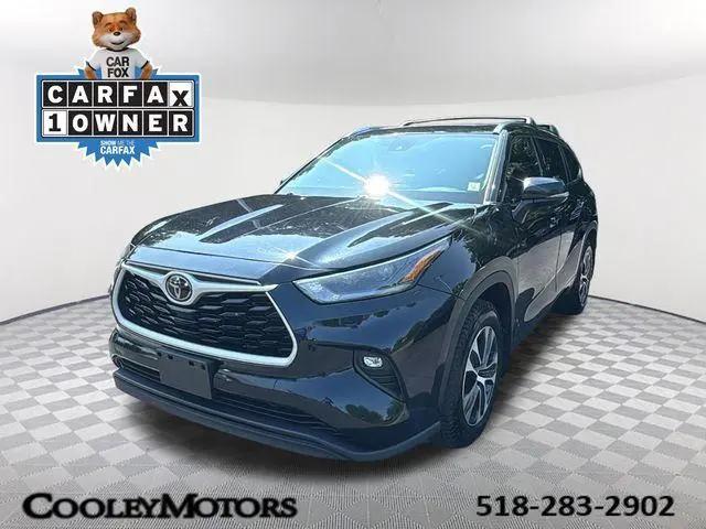 2021 Toyota Highlander XLE for sale in Rensselaer, NY