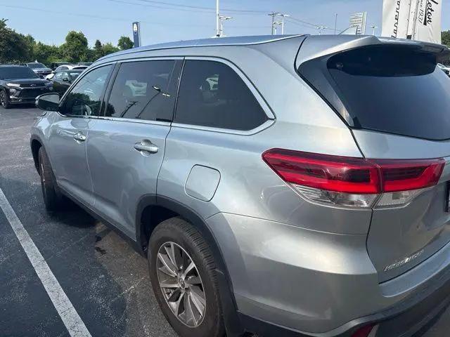 2019 Toyota Highlander XLE for sale in St Peters, MO