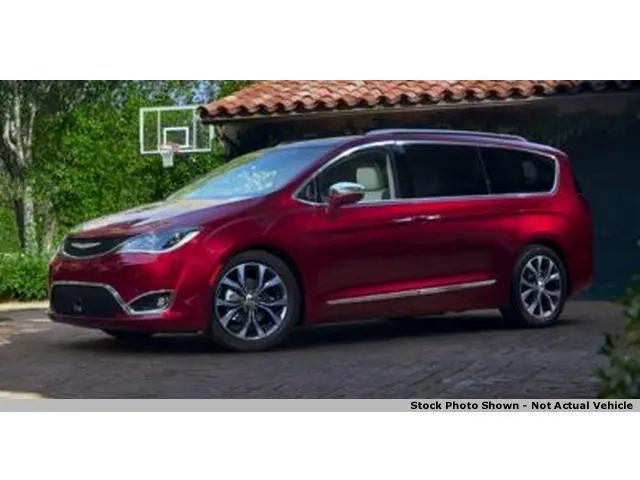 2017 Chrysler Pacifica Touring for sale in Norton, OH