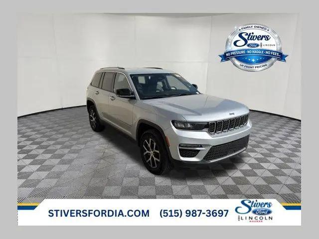2023 Jeep Grand Cherokee Limited 4x4 for sale in Waukee, IA
