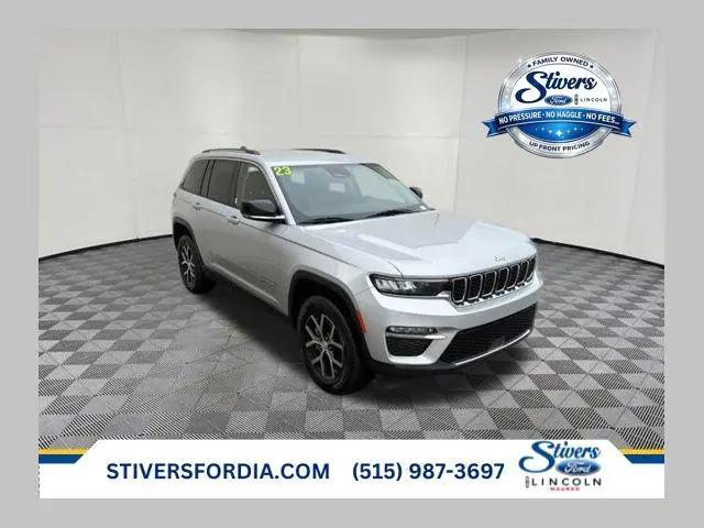 2023 Jeep Grand Cherokee Limited 4x4 for sale in Waukee, IA
