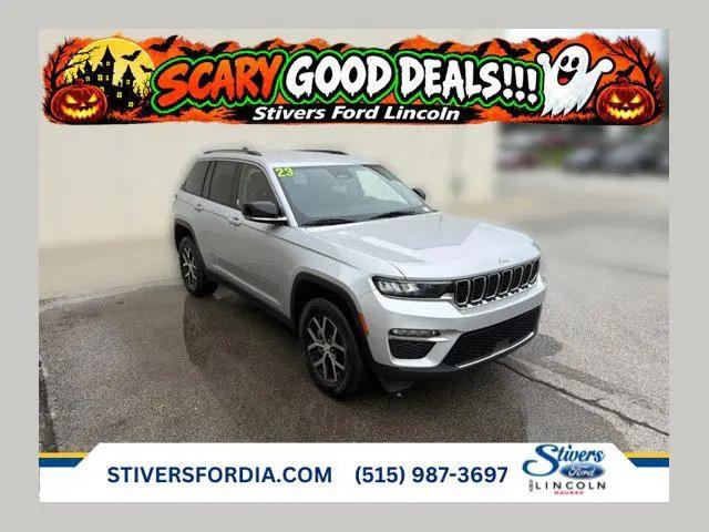 2023 Jeep Grand Cherokee Limited 4x4 for sale in Waukee, IA