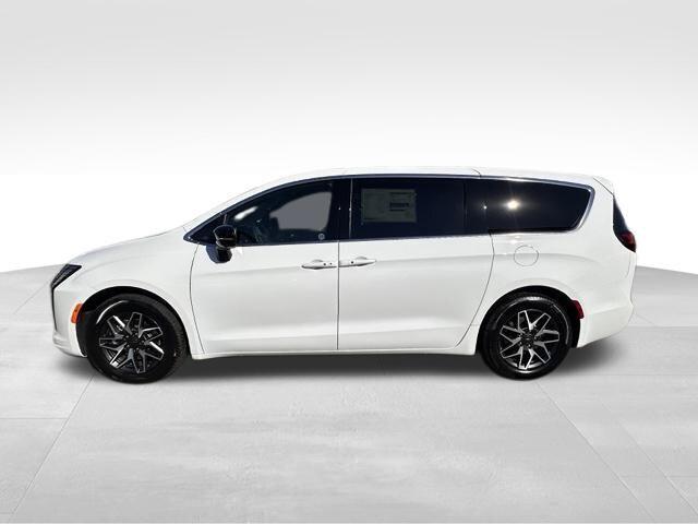2027 Chrysler Pacifica PACIFICA LIMITED 2027 Chrysler Pacifica PACIFICA LIMITED