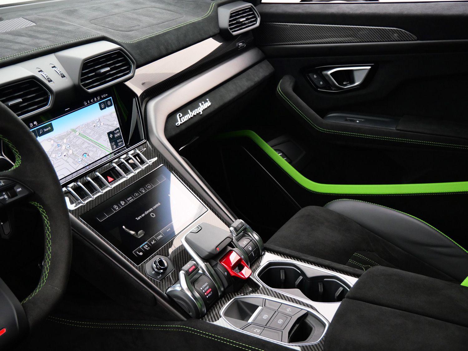 2024 Lamborghini Urus Performante - Photo 13