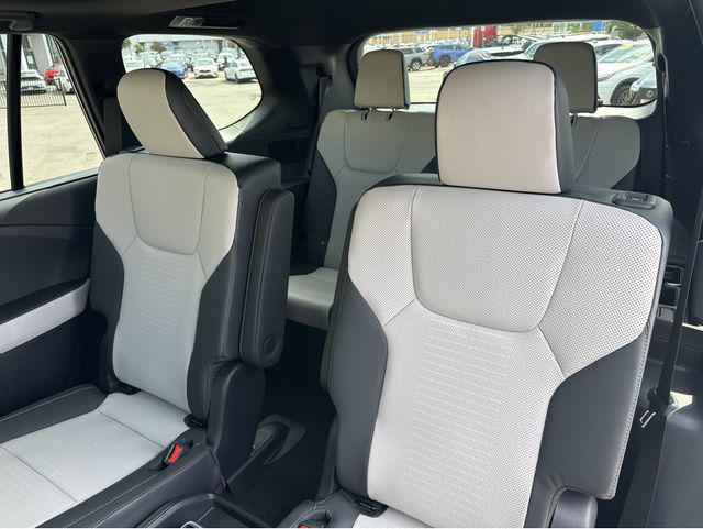 2026 Lexus TX 350 F SPORT Handling